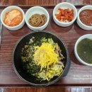 [부산 맛집 탐방] 비행 출장이나 여행 전에 아침 식사하기에 딱 좋은 곳, 김해공항 국내선 3층 푸드코트...