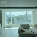 개성연출 - 안양시 만안구 안양로329번길 34 | 데코인홈 부산커튼 영도 벽산비치타운 49평、 거실 쉬폰 커튼 추천, 은은한 채광이 예쁜 공간 연출후기