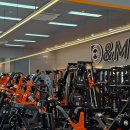 디엔엠구리한양대 | 디엔엠 헬스&PT 구리한양대병원 후기 : 개방감 좋고 산뜻한 구리시 교문동 헬스장, 머신 및 시설 소개...