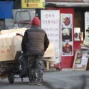 이원물산모두모두 | ‘65세’로 묶인 고령층 정책, 내부 불평등 반영해야