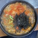 105. 입술을 살 풋 물고 영락없는 한낮의 주민이 되어