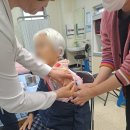 [늘푸른노인주간보호센터 안성점] 특화프로그램 - 2025년 독감 예방 접종 이미지