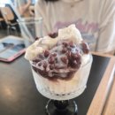 북 앤 브루(BOOK AND BREW)