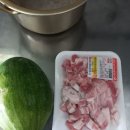 애호박 과 돼지고기 찌개 햄과 계란 장조림 밑반찬 이미지