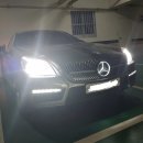 slk r172 3세대 세로그릴 장착했습니다 이미지