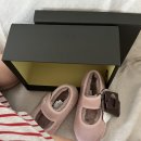 다경물류 | UGG 오즈웨어 키즈 로고 메리제인 (사이즈 / 관리 / 정품) 우리 첫째 겨울 슈즈 대성공했어요