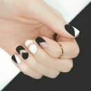 we art (nail)