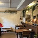 샌드위치와 런치메뉴(야간) | [삼각지 맛집] 더티도우 용산점, 바게트 샌드위치와 수프, 커피가 나오는 런치 세트