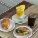 서촌 소금빵 맛집 카페 레스피레 추천 후기