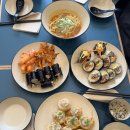 충무슈퍼 - 사상구 | 방배 점심 해결은 슈퍼마리🍱 고사리김밥·충무김밥·쫄면·라면 먹고 온 후기 (방배역맛집/내방역맛집)