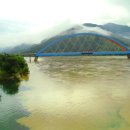 만수 위기의 섬진강댐, 범람 위기의 섬진강 이미지
