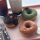 피기스도넛 PIGGY'S | 부산 기장 대형카페 피기스도넛 주차장있는 DT카페 내돈내산