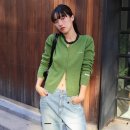 올리브그린