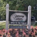 아내와 함께한 Fairway Hills Golf Club 이미지