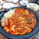 골프연습장 앞 화장실 이미지