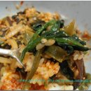 바닷내음을 머금고 있는 먹거리의 감초 비빔밥 [동해맛집/보리밭식당] 이미지