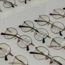 눈높이안경 이미지