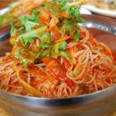 장비빔국수와편육