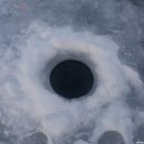 알래스카" 얼음 낚시와 감자탕 " 이미지
