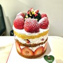 시월 | 녹번 딸기케이크 맛집 | 시월구일 후기 (5년째 단골)