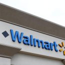 Walmart의 '감각 친화적' 영업시간은 ADHD, PTSD가 있는 쇼핑객을 돕는 것을 목표로 합니다. 머리 위 라디오는 끄고 조명은 이미지