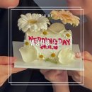 느보네일스튜디오 | 웨딩 촬영 준비 / 준비물 체크리스트 및 소품 : 서브 부케, 생화 케이크, 컨페티, 커플 운동화, 블랙...