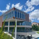 도서관에서 함께 춤을 이미지