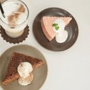 월하공원 | 부산 강서구 범방동 카페 월하 ❤️ 디저트 맛집(딸기 테린느, 코코아 허니케이크)