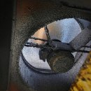 (주)크린탑 | [고소작업] 공장 지붕 환풍기 팬 오염제거