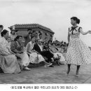 한국 최초의 패션쇼 현장 이미지