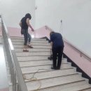 운양초등학교 | 학교 청소 김포 운양초등학교 계단 광택 후기