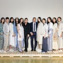 로레나안토니아찌 이미지