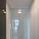 휘경63 | 휘경자이디센시아 현관중문｜화이트 패브릭 유리 심플 원슬라이딩도어 시공 후기