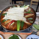 세월교 옆(간이화장실) | &#34;목포 만선식당: 신선한 밴댕이회와 병어조림 후기, 꼭 가봐야 할 맛집!&#34;