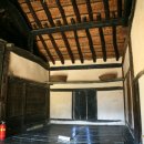 까치구멍집 이미지