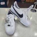 명품 청년 운동화 이미지