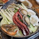 수원-0940 | 수원 맛집 :: 조리고 수원오목천점 산낙지 문어 키조개 전복 닭한마리가 들어있는 해신탕 몸보신...
