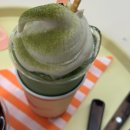 Bunny Butt(버니버트) | 석촌호수 카페 “Bunny Butt(버니 버트)” 라떼와 아이스크림에 진심인 곳