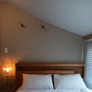 돌담 너머 하늘 이미지