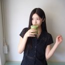 헬레네파리스 봄 신상 웨이스트 셔링 하프 셔츠 도트 블랙 코디