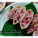 아삭아삭 씹히는 맛이 좋은 유부초밥 이미지