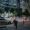 Once a model of economic development, South Korea now worries Chinese competition will cause a long-term slowdown 이미지