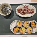 닭강정도파는꼬마김밥집 | [홍대 /연남동 맛집] 보스김밥 - 집밥같이 든든한 이색 김밥 & 닭강정 콤보 후기