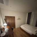 남문건물 앞 | #15. <스테이폴리오 남문 로프트, 슬로우 팔봉45, 뤁스테이 교감하는 집 후기>