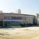 느리울초등학교 이미지