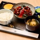 가마솥 뚝배기 이미지