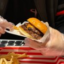 버거웍스 | [종로] 여기 미국인가? 싶은 힙한 수제버거 맛집! 다이스웍스 광장시장 직영점 후기