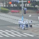 울산 반구 시온약국 김시온약사 (사,21세기 울산공동체운동이사)지역 군집장 오피스 코로나 예방 소독액 제공.-저널타임즈 이미지