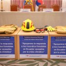 [스포츠동아] 국제위러브유 회장 장길자에콰도르 국가재난관리처에 소방 장비 기증- 이미지