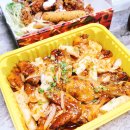 홍춘천치즈닭갈비&천하제일왕족발&쌀민족쌀치킨&인엔피자 | 경기대 맛집 _ 훌랄라치킨 경기대역점